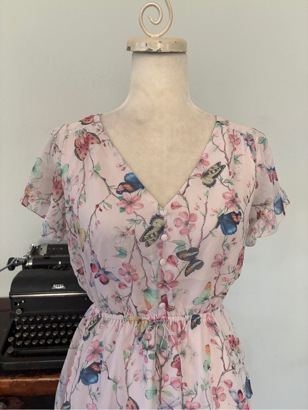 Steve Madden Kirsty Chasing Butterflies  Dress in Sweet Pink - Size Small - Picture 3 of 16